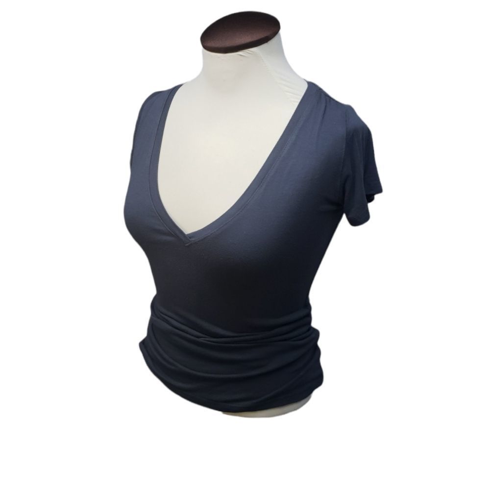 REVAMPED V neck top Size XS